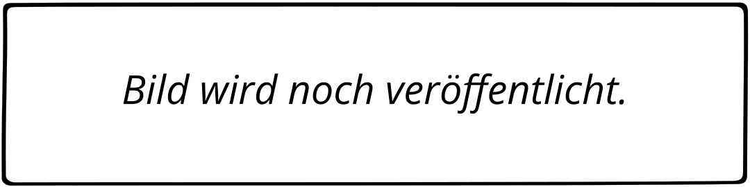 Der Pfarrer der Ev. Ludwig-Hofacker-Gemeinde Ulrich Scheffbuch rennt vor einem fragenden Kirchenmitglied seiner Gemeinde, symbolisiert durch ein großes Fragezeichen, in Angst davon.